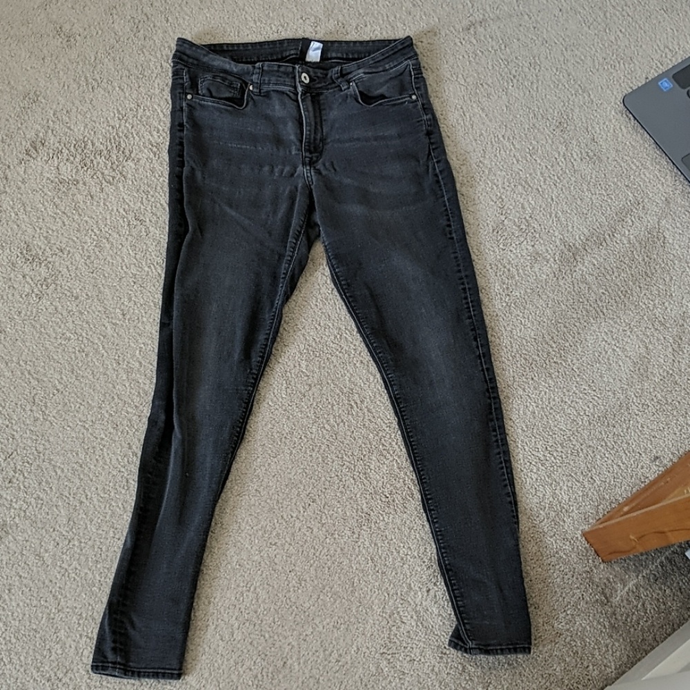 Black Skinny Jeans